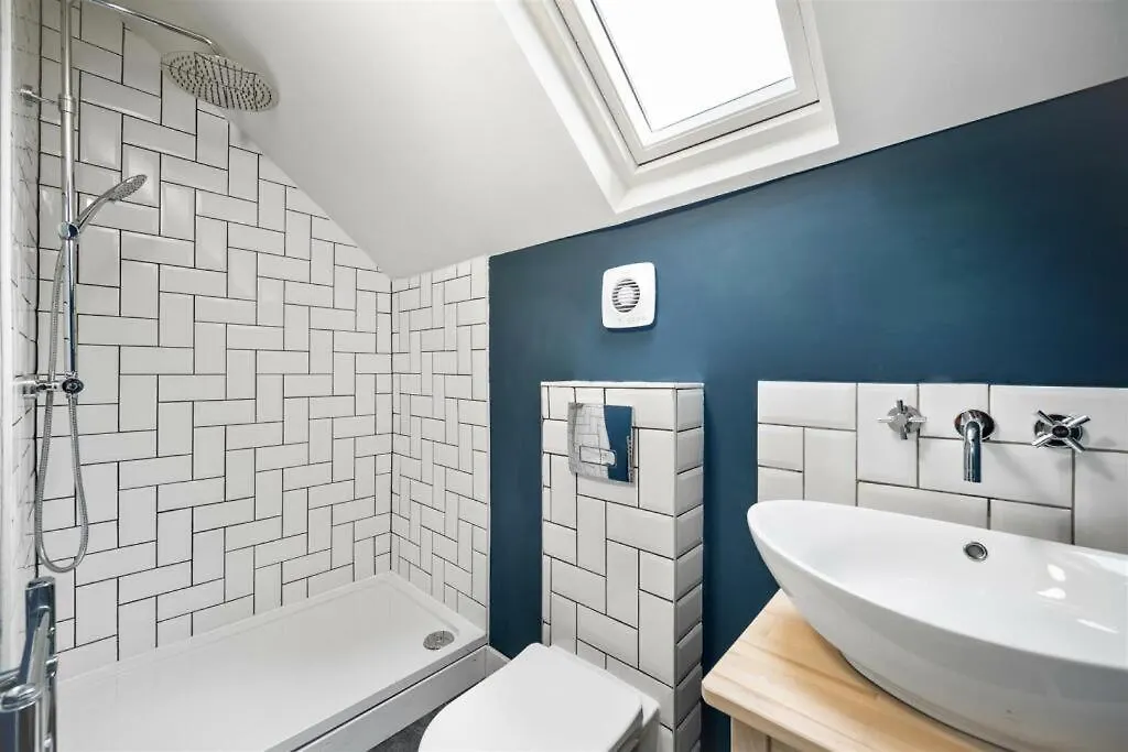 Spacious 4Bednear Nottingham Derby Sleeps 8 Long Eaton