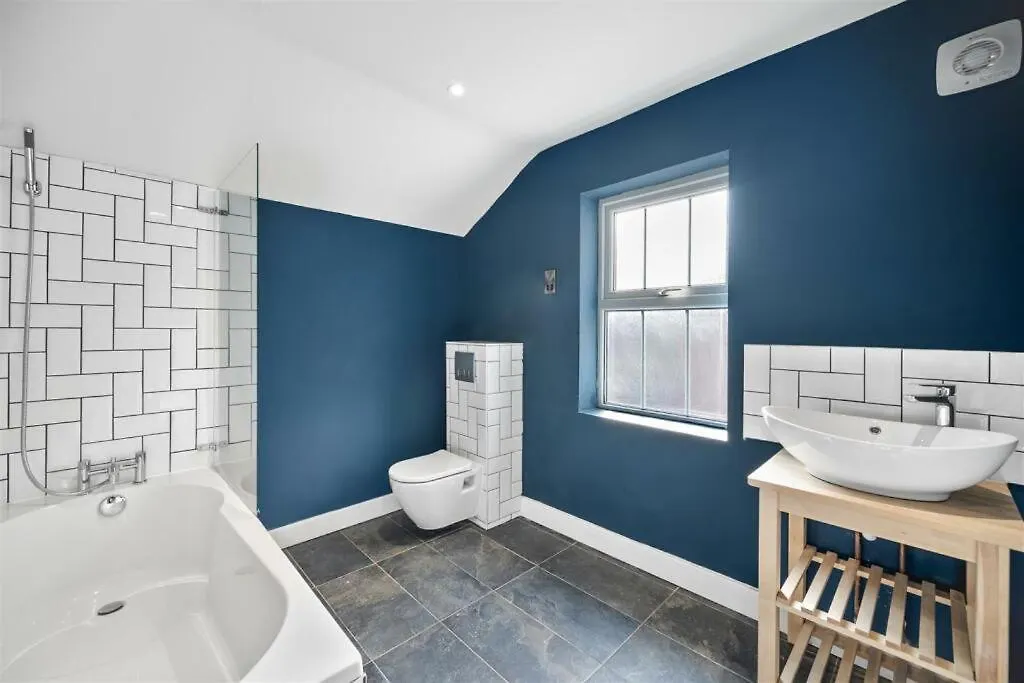 Spacious 4Bednear Nottingham Derby Sleeps 8 Long Eaton 0*,