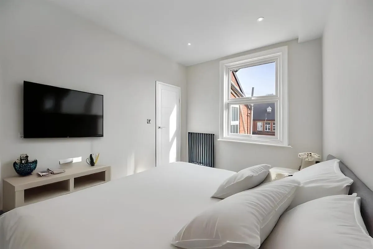 Spacious 4Bednear Nottingham Derby Sleeps 8 Long Eaton United Kingdom