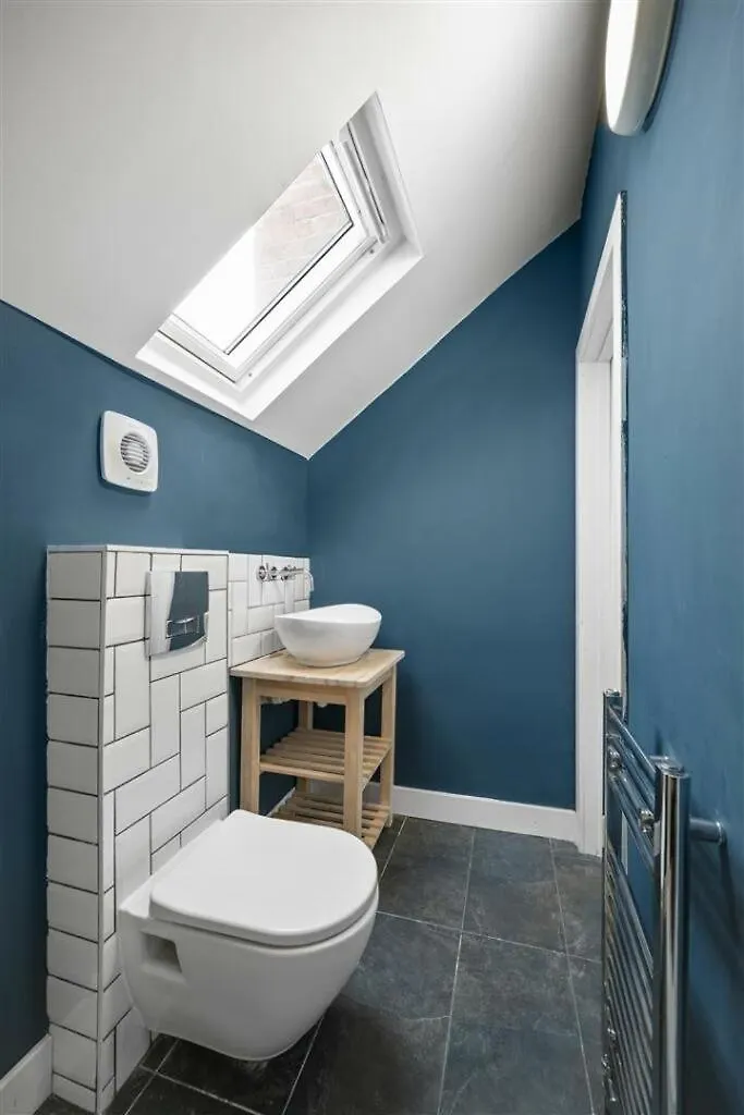 Spacious 4Bednear Nottingham Derby Sleeps 8 Long Eaton Apartment